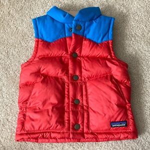 Patagonia puffer vest. Blue and red. Size 2T.